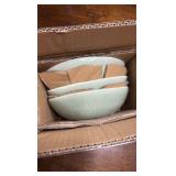 18-Piece Set of Plates and Bowls, Settings for Six People, Box Opened Only to See Color