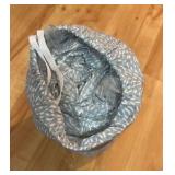 Queen Patterned Sheet Set, 4-Piece Flat sheet Fitted Sheet - 2 Pillowcases