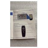 Solar Street Light and mounting kit - 10 hour discharge - TW040 - 28”x18.5”x4.75 Retail $200