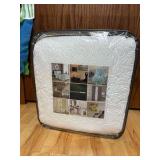 Madison Park Quebec Reversible Quilt Set Damask Design, Double Sided Stitching All Season, Lightweight Bedspread Bedding Set, Matching Sham, White, Full(96"x110") 3 Piece Set