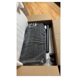 Solar Street Light and mounting kit - 10 hour discharge - TW040 - 28”x18.5”x4.75 Retail $200