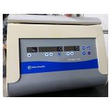 MSRP $3,000 – FISHER SCIENTIFIC ACCUSPIN 400 CENTRIFUGE, DIGITAL BENCHTOP LAB CENTRIFUGE W/ VARIABLE SPEED & TIMER CONTROLS, HIGH-CAPACITY SAMPLE PROCESSING FOR CLINICAL, LAB, RESEARCH & EDU