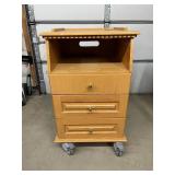 Wooden Medical Cart 3-Drawer Hospital Room Storage Cabinet - Ball-Bearing Drawer Slides, Ample 3-Drawer Storage - Good Condition!