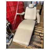 MSRP $5,000 DEXTA MK25X ORAL SURGERY DENTAL CHAIR TATTOO BED, POWERED ADJUSTABLE PROCEDURE CHAIR W/ ARTICULATING BACK, ARMRESTS & HEADREST, ERGONOMIC SURGICAL POSITIONING FOR ORAL SURGERY, DENTAL 