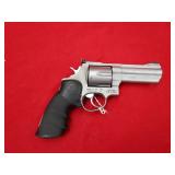 Taurus 44 44RemMag Revolver