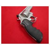 Taurus 44 44RemMag Revolver