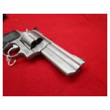Taurus 44 44RemMag Revolver