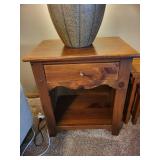 Ethan Allen End Tables - 2-Pack - 23 x 16 x 25 in Ethan Allen End Tables - 2-Pack - 23 x 16 x 25 in