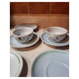 BUCHANAN Finest Stoneware Scotland Floral Tableware Set - Blue/Green Pattern BUCHANAN Finest Stoneware Scotland Floral Tableware Set - Blue/Green Pattern