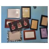 Picture Frames - Assorted Finishes & Sizes (4x6, 5x7) Picture Frames - Assorted Finishes & Sizes (4x6, 5x7)