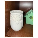 White Ceramic Vase with Leaf Motif & Jade Plant in White Pot & Green Birdhouse White Ceramic Vase with Leaf Motif & Jade Plant in White Pot & Green Birdhouse