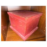 Red Painted Wooden Trinket Box with Keyhole - Vintage Keepsake Box Red Painted Wooden Trinket Box with Keyhole - Vintage Keepsake Box