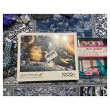 New Space Traveler 1000-Piece Puzzle - Party Banner Set & Jingle Bell Strap New Space Traveler 1000-Piece Puzzle - Party Banner Set & Jingle Bell Strap