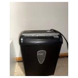 Aurora AS390C Paper Shredder - Black Home Office Aurora AS390C Paper Shredder - Black Home Office