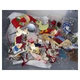 Assorted Christmas Ornaments & Decorations Assorted Christmas Ornaments & Decorations
