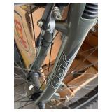 TREK Navigator 200 Mountain Bike - 26-Inch Wheels