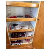 Mixed Kitchen Linen Lot Towels Oven Mitts Pot Holders Napkins Used Mixed Kitchen Linen Lot Towels Oven Mitts Pot Holders Napkins Used