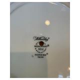 Wedgwood Williamsburg Potpourri NK510 China Set Teapot Plates Cups Wedgwood Williamsburg Potpourri NK510 China Set Teapot Plates Cups