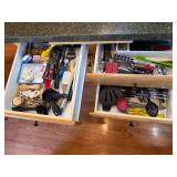 Mixed Kitchen Utensil & Flatware Lot KitchenAid Henckels Oneida (3 drawers) Mixed Kitchen Utensil & Flatware Lot KitchenAid Henckels Oneida (3 drawers)