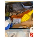 Mixed Kitchen Utensil & Flatware Lot KitchenAid Henckels Oneida (3 drawers) Mixed Kitchen Utensil & Flatware Lot KitchenAid Henckels Oneida (3 drawers)