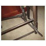 Foot closing clamp with bench to si...