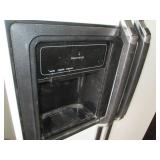 Kenmore refrigerator / freezer with...
