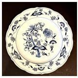 K - Blue Danube Dinnerware Set - 64-Piece White & Blue Floral Pattern