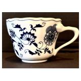 K - Blue Danube Dinnerware Set - 64-Piece White & Blue Floral Pattern