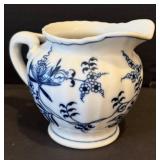 K - Blue Danube Dinnerware Set - 64-Piece White & Blue Floral Pattern