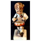 C7 - Goebel Hummel Trio: Drummer, Little Helper & Boy