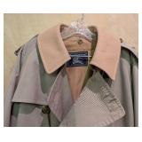 MB - Burberrys of London Trench Coat - Men