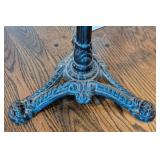 LR - Marble Top Accent Table Round, Cast Iron Pedestal Base