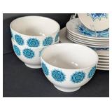 MB - Royal Norfolk RNF127 Greenbrier Dish Set - 6 Place Settings - 10.5in Plates (Blue/Green Geometric)