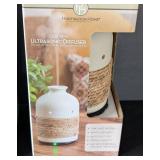 MB - Huntington Home Ultrasonic Diffusers - 100 ml Capacity (Lot of 2)