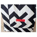 MB - Yves Saint Laurent Scarf Black & White Geometric Zigzag Pattern