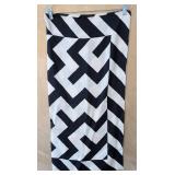 MB - Yves Saint Laurent Scarf Black & White Geometric Zigzag Pattern