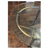 LR - Gorgeous Round Glass Top Dining Table