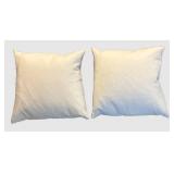 FR - Six Wonderful White Accent Pillows