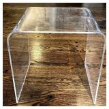 LR -Vintage Clear Lucite Nesting Tables - 3-Piece Set