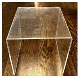 LR -Vintage Clear Lucite Nesting Tables - 3-Piece Set