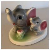 BR2 - Vintage Elephant Figurine - Adult & Baby Pair
