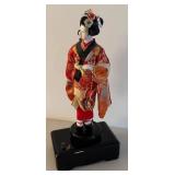 BR2 - Geisha Doll Music Box