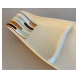 BR2 - Red Wing Pepe Divided Serving Dish - 14 in Long