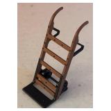 BR2 - Coca-Cola 1925 Mack AC Depot Model Truck