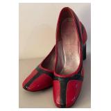 BR2 - Andrew Geller Vintage Two-Tone Red & Black Leather Heels - Size 7 1/2