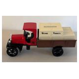BR2 - Ertl Collectibles 1925 Kenworth Die-Cast Metal Vehicle