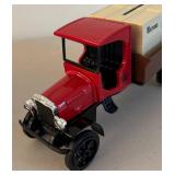 BR2 - Ertl Collectibles 1925 Kenworth Die-Cast Metal Vehicle