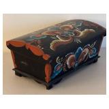 BR2 - Vintage Norwegian Rosmaling Hinged Wooden Box