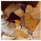 BR1 - Assortment of Vintage Linens