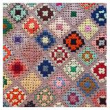 BR1 - Vintage Granny Square Crochet Afghan